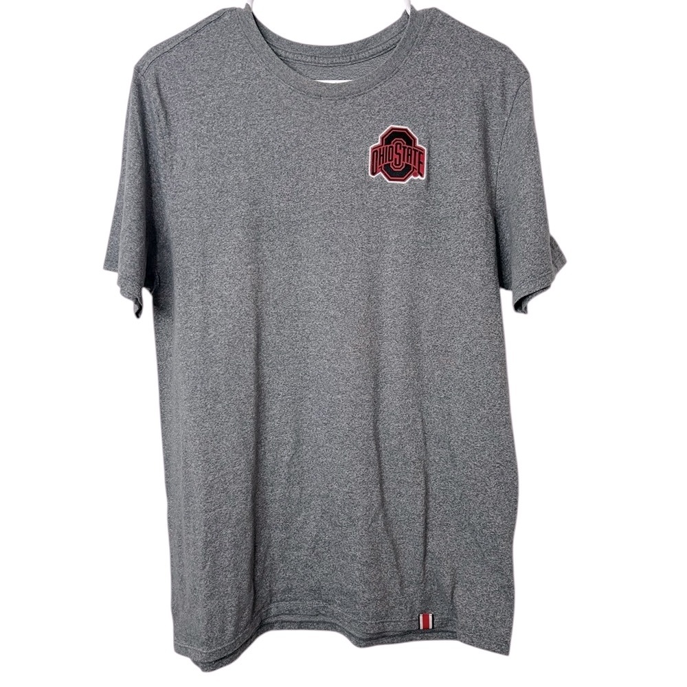 Ohio State Nike Big-10 NCAA T-shirt. Large‎ Fit Is More Like Medium
